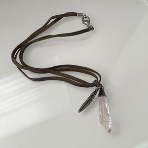 Pewter crystal & feather choker 🪶